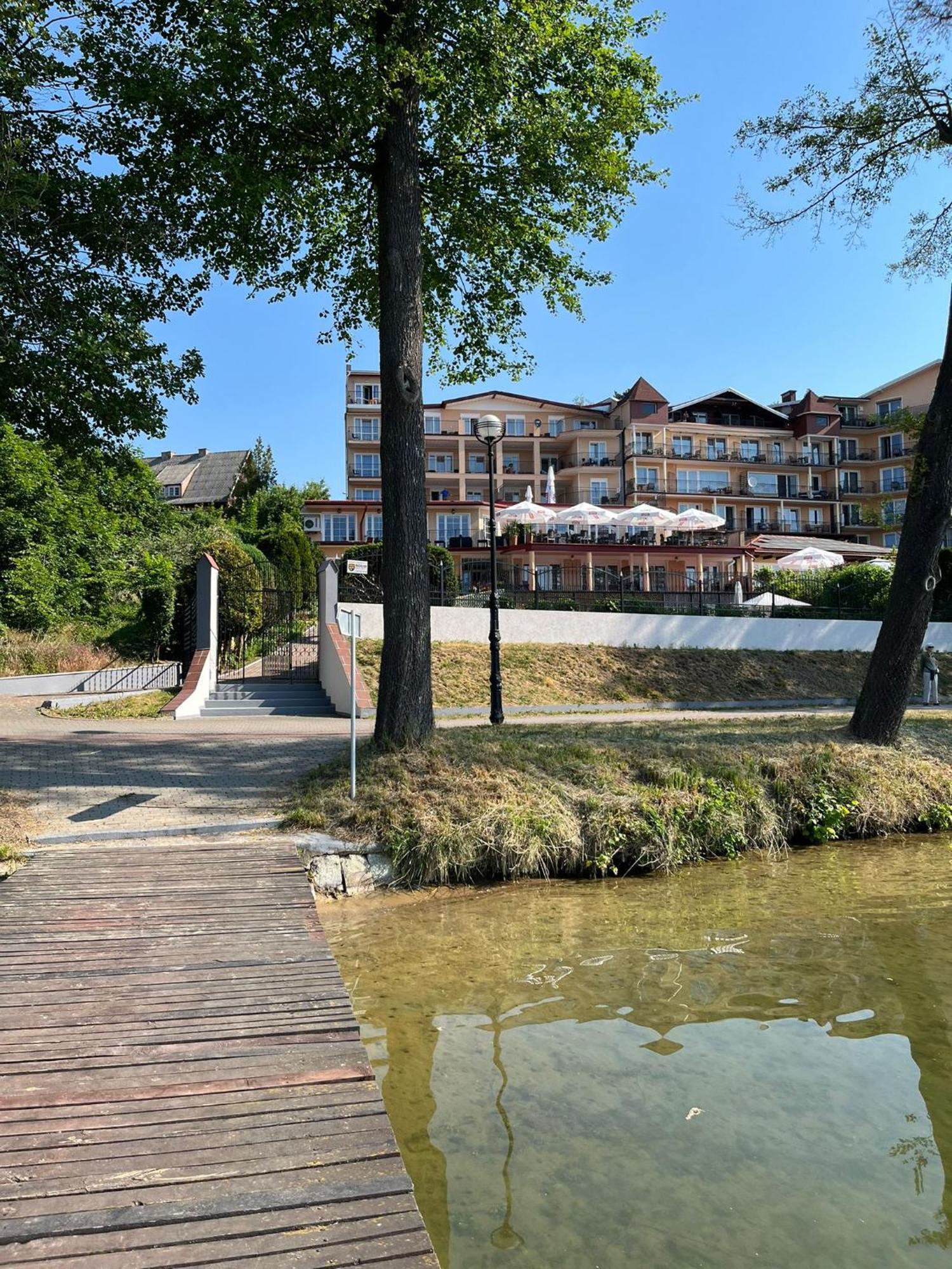 Eva Hotel Mrągowo Buitenkant foto