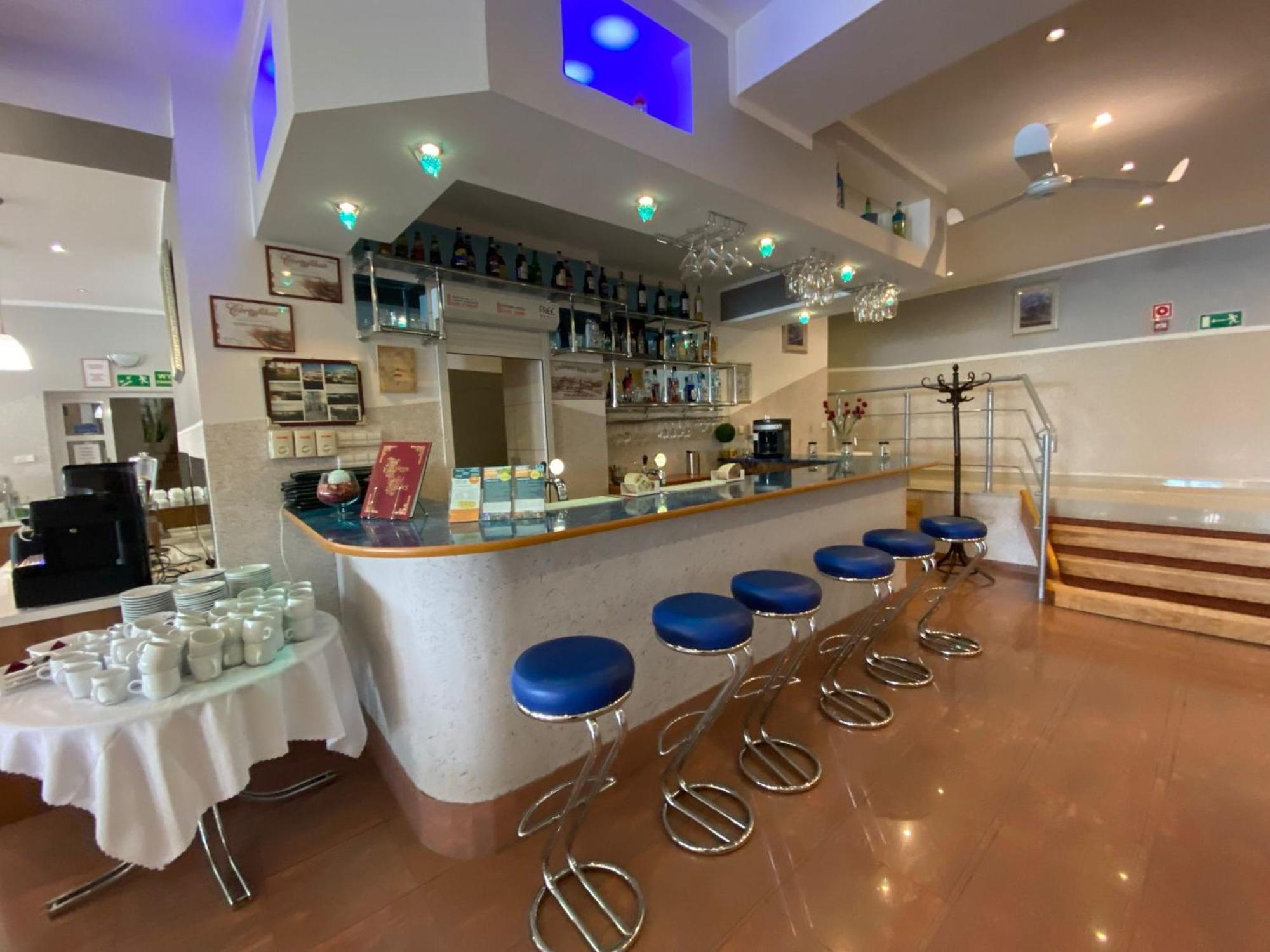 Eva Hotel Mrągowo Buitenkant foto