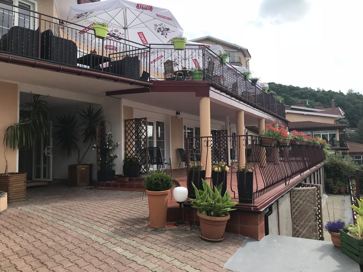 Eva Hotel Mrągowo Buitenkant foto